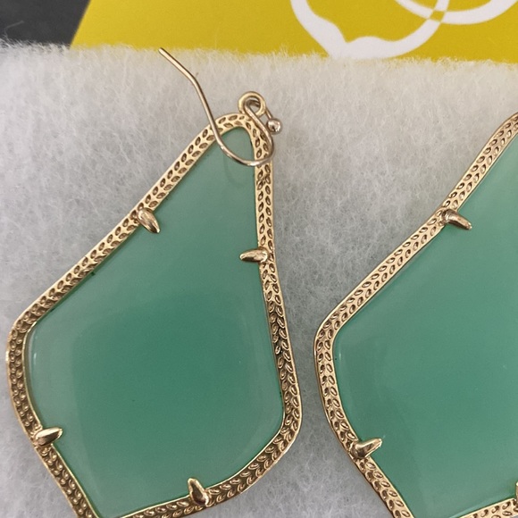 Kendra Scott Alexandra earrings - Picture 3 of 3